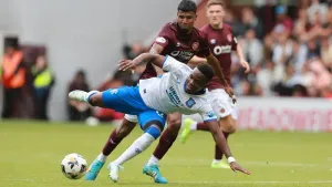 Rangers held at Hearts in Premiership opener