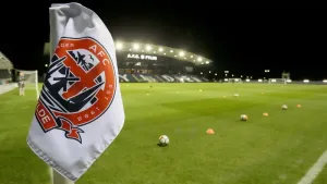 Southend’s game at Fylde called off after visiting players get stuck on train