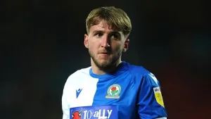 Danny Butterworth rescues a point for Swindon at Barrow in stoppage time