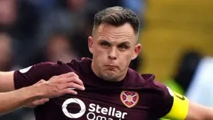 Hearts stop rot as Lawrence Shankland’s last-gasp header rescues draw