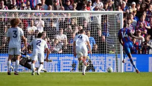 Jean-Philippe Mateta’s stoppage-time penalty salvages a draw for Crystal Palace