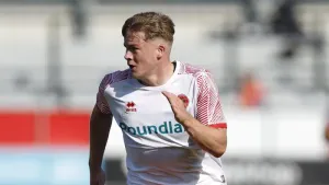 Lincoln march to another victory over struggling Cambridge