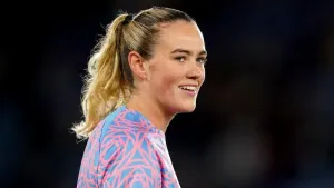 Man Utd continue winning start to WSL season thanks to Grace Clinton strike