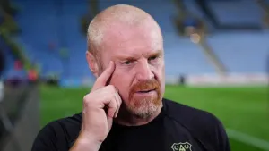 Sean Dyche shrugs off John Textor comments about his Everton future