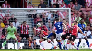 Southampton and Everton both remain winless after seeing leads wiped out
