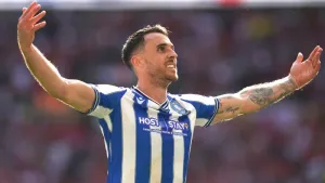 Birmingham held at promotion rivals Mansfield