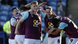 Burnley beat Sheffield Wednesday to go top of the Championship