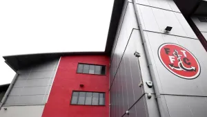 Fleetwood and Bromley unable to break each other down