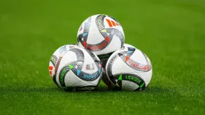 Leaders Barnet beaten at Solihull but remain top