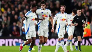 Leeds end Sheffield United’s unbeaten start with victory at Elland Road