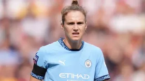 Manchester City forward Vivianne Miedema undergoes another knee operation