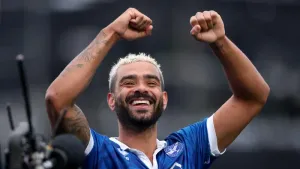 Paul McCallum earns Eastleigh a point at Dagenham with late breakthrough