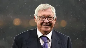 Sir Alex Ferguson to leave Man Utd ambassador role amid club cost cutting