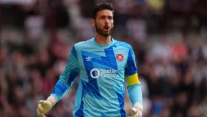 Steve Clarke delighted to recall ‘durable’ Craig Gordon for Scotland