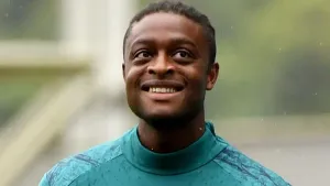 Tyler Magloire denies Stockport at the death in late drama