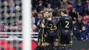 Coventry record first away win of season against 10-man Middlesbrough