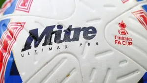 Dion Pereira penalty proves enough as Dagenham & Redbridge shock Crewe