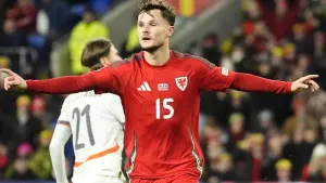 Liam Cullen leads Wales to Nations League promotion