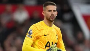 Tottenham keeper Guglielmo Vicario has surgery on fractured ankle
