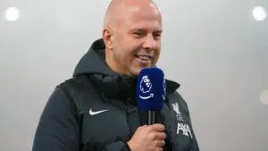 Arne Slot not feeling any extra pressure as leaders Liverpool extend advantage