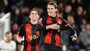 Enes Unal nets sensational last-gasp free-kick as Bournemouth earn West Ham draw