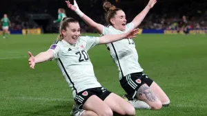 Hannah Cain and Carrie Jones fire Wales to Euro 2025