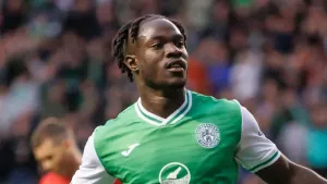 Hibernian climb off the bottom after coming from behind to beat Ross County