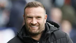Ian Evatt marks Bolton milestone with win over Mansfield
