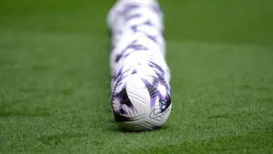 Kyle Benedictus heads in late equaliser as Dunfermline hold leaders Falkirk