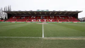 Lincoln’s winless run extended to six games after draw with Charlton