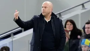 Liverpool boss Arne Slot looking forward to Ruud van Nistelrooy reunion