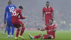 Liverpool punish rivals’ errors with dominant win over Leicester to stretch lead