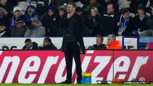 Ruud van Nistelrooy enjoys winning start with Leicester