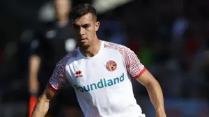 Walsall stretch lead as Taylor Allen scores again