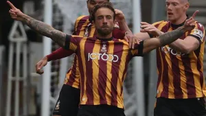Alex Pattinson scores twice as Bradford beat leaders Walsall