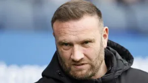 Bolton boss Ian Evatt praises Aaron Morley after beating Exeter