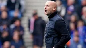 Hibernian boss David Gray delighted to have Kieron Bowie back from injury