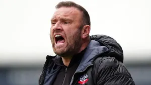 Interim boss Julian Darby delighted by Bolton response to Ian Evatt departure