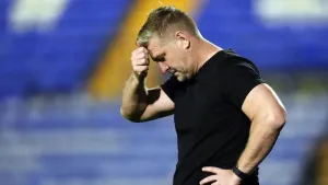 Karl Robinson highly critical of referee as 10-man Salford held in Newport draw