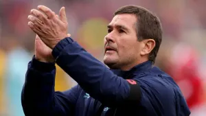 Nigel Clough pays tribute to Mansfield’s defensive display after beating Bolton