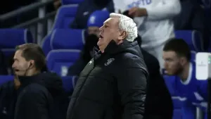 Steve Bruce left to rue under-par Blackpool performance