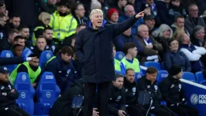 They don’t look great – David Moyes sweats on Calvert-Lewin and Mangala injuries