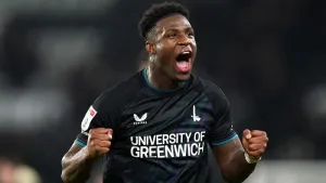 Thierry Small earns Charlton last-gasp win over Shrewsbury