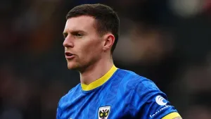 Wimbledon climb back into second place after Newport victory