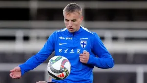 Aberdeen record long overdue Premiership victory with narrow win at Dundee