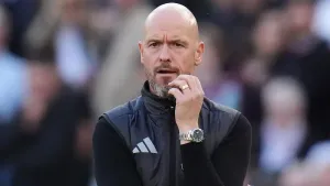 Erik ten Hag says modern players find it ‘difficult to deal with criticism’