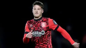 Huddersfield hit back to beat Barnsley and boost play-off bid