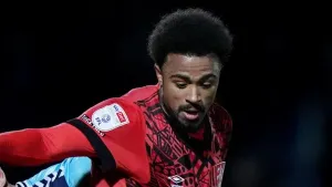 Huddersfield see off Shrewsbury with late Josh Koroma strike