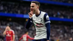 James Maddison returns to give Tottenham win over injury-hit Manchester United