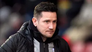 Lee Bell expects ‘scrutiny’ as Crewe drop out of play-off places after defeat